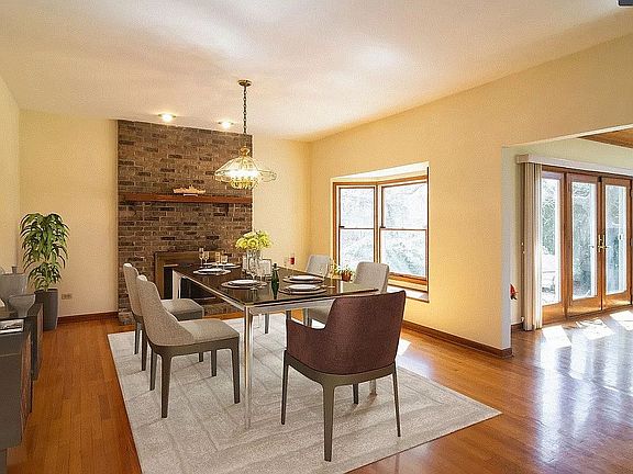 4th image of 866 S Parkplace Dr