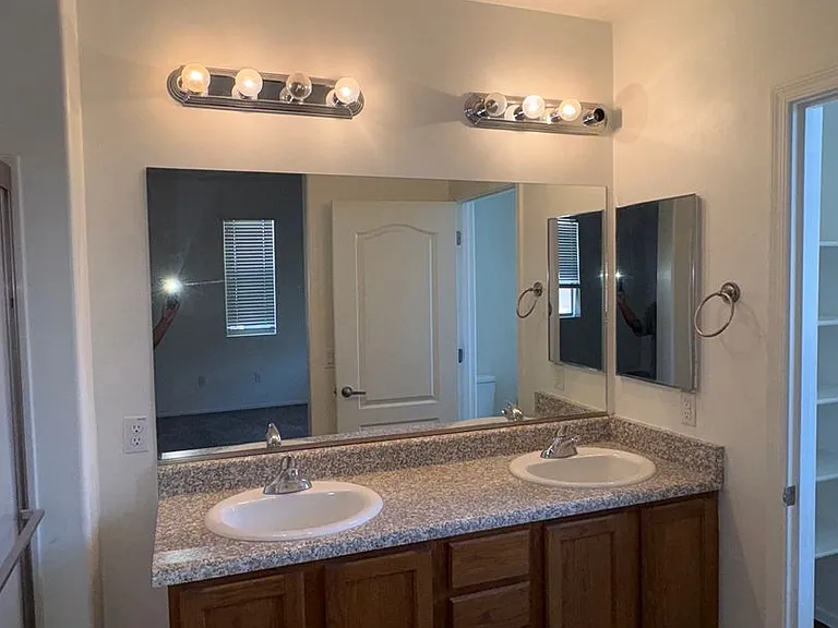 896 W Calle Estrella De Noche — Photo 20