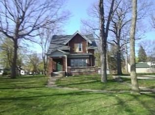 3824 W Silver Spring Dr, Milwaukee, WI 53209