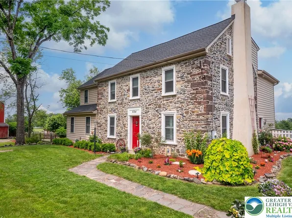 694 Ridge Rd, Telford, PA 18969