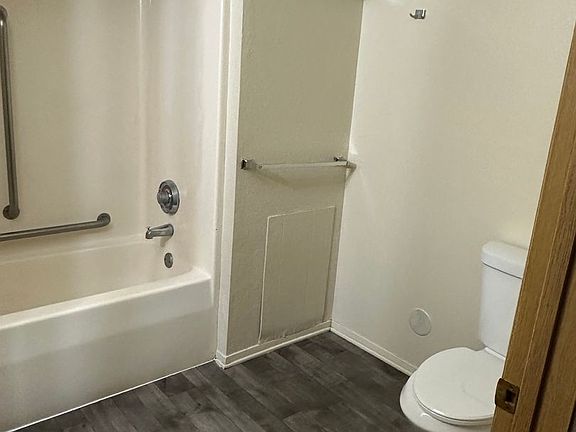 4th image of 210 5th Ave NE #104