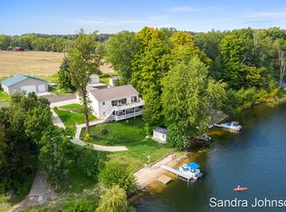 2679 W Selkirk Lake Dr, Shelbyville, MI 49344