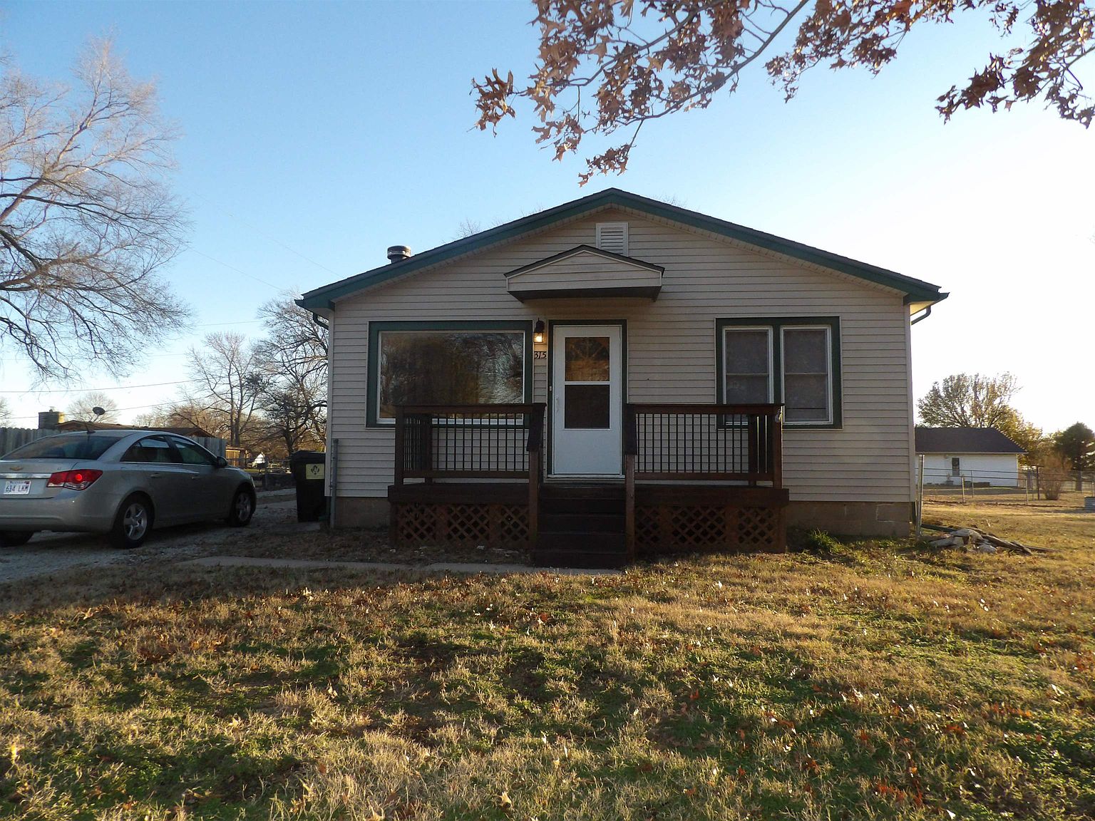315 W 1st St, Udall, KS 67146 Zillow