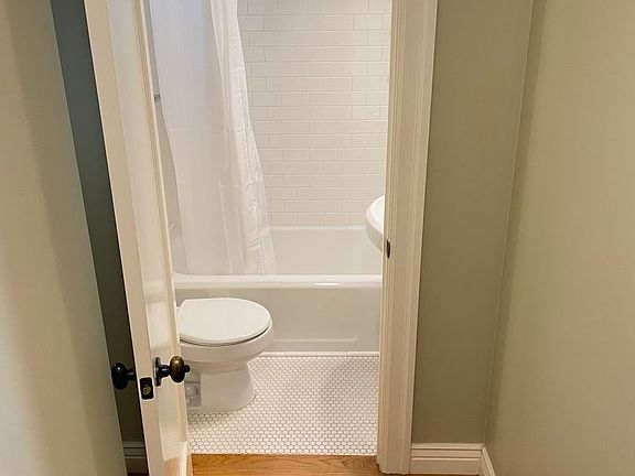 5th image of 151 Central Ave APT 4