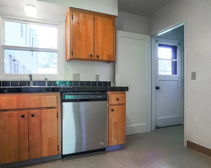 10267 SW Eastridge St #85 — Photo 5