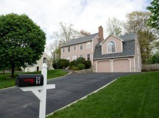 9 Winterberry Ln, Milford, MA 01757