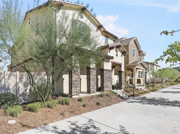 27605 Sawtooth Ln, Santa Clarita, CA 91387