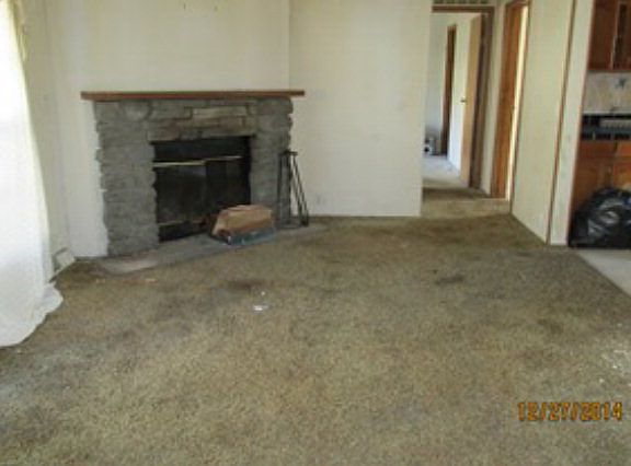3rd image of 10183 W Old Lincoln Way