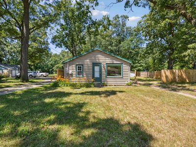 3049 Kooi St, Muskegon, MI, 49444