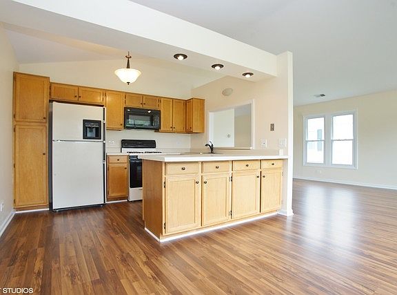 4th image of 1717 Vermont Dr #2