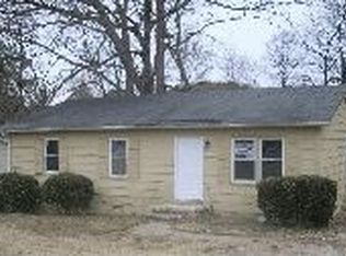 716 Ileagnes Rd, Raleigh, NC 27603