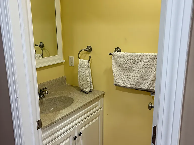 2118 Meriden Waterbury Tpke #2 — Photo 8