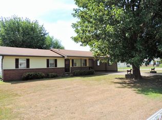 100 Elm St, Pocola, OK 74902