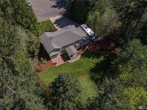 5th image of 2723 150th Street Ct NW