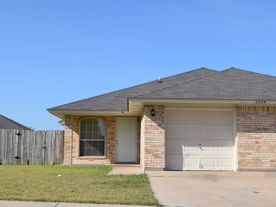 1st image of 2608 Lucille Dr