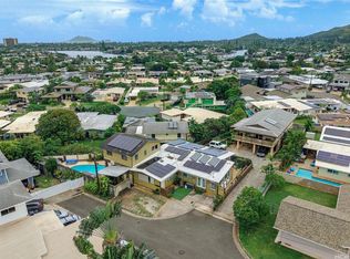 1253 Nanawale Way, Kailua, HI 96734