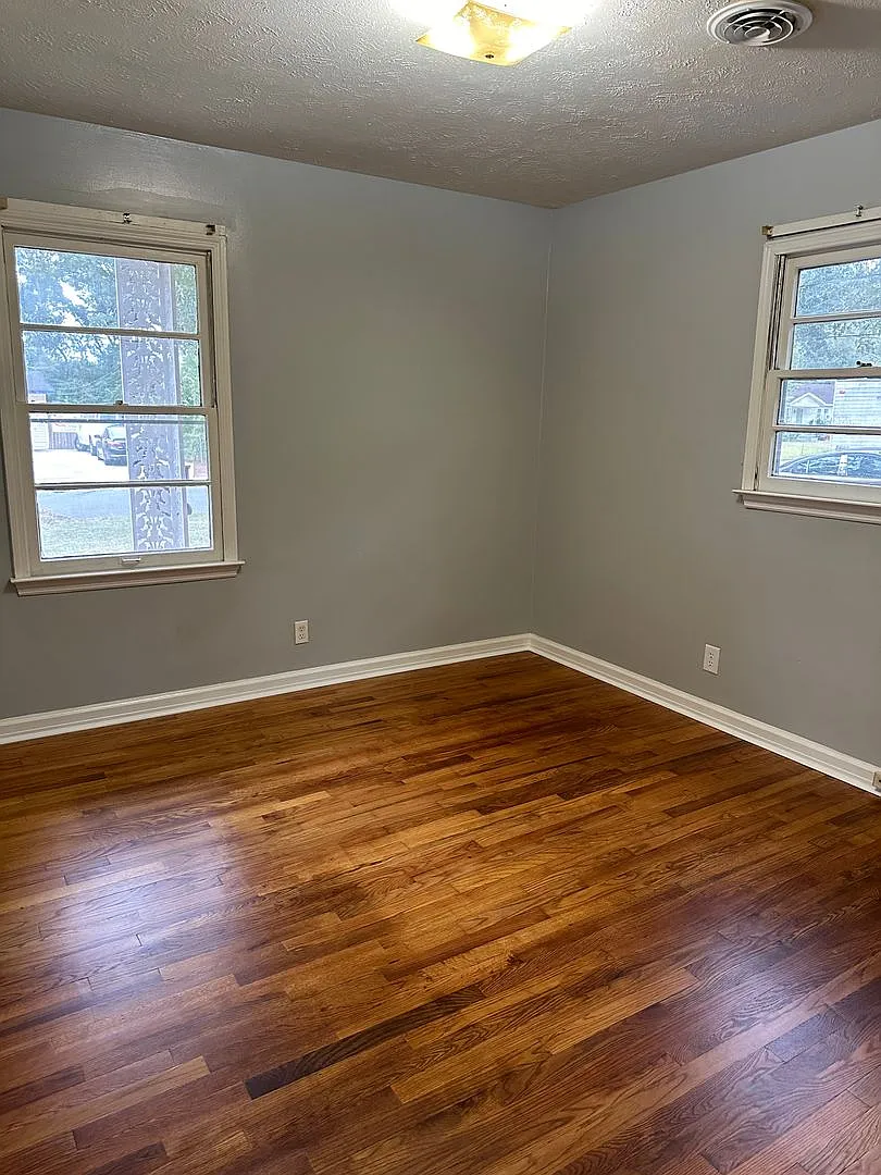 312 Cannon Avenue — Photo 3