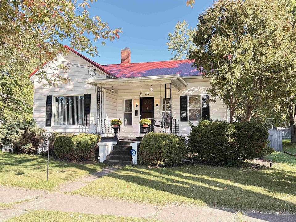1st image of 212 Lewis St