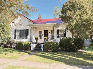 212 Lewis St, Saint Johns, MI 48879