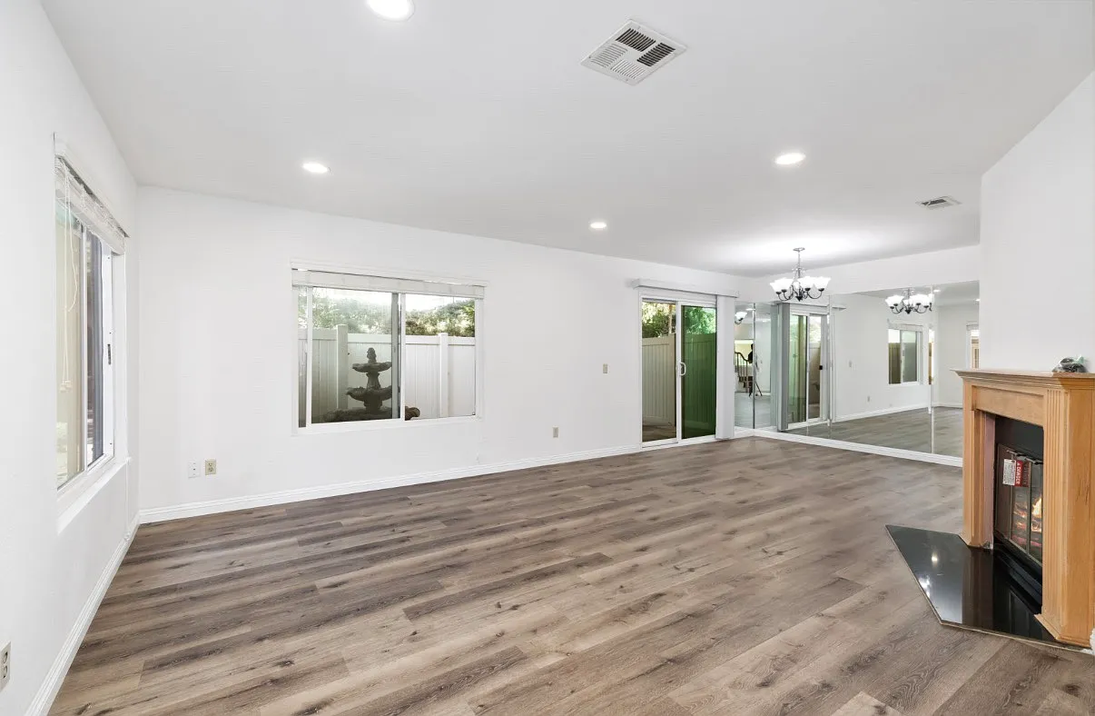 3 bed, 1438 sqft, $3,400 — Photo 3