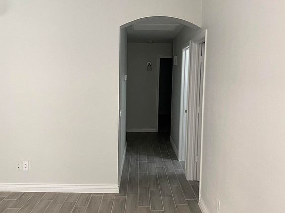 5th image of 8414 W Surrey Ave