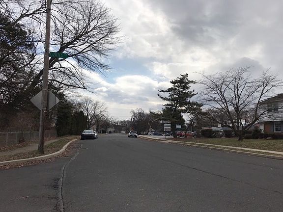 4th image of 503 Curtis Dr