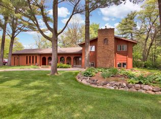 3287 Howard Ave, Stevens Point, WI 54481