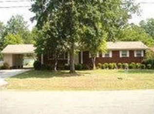 1427 Baker St, Perry, GA 31069