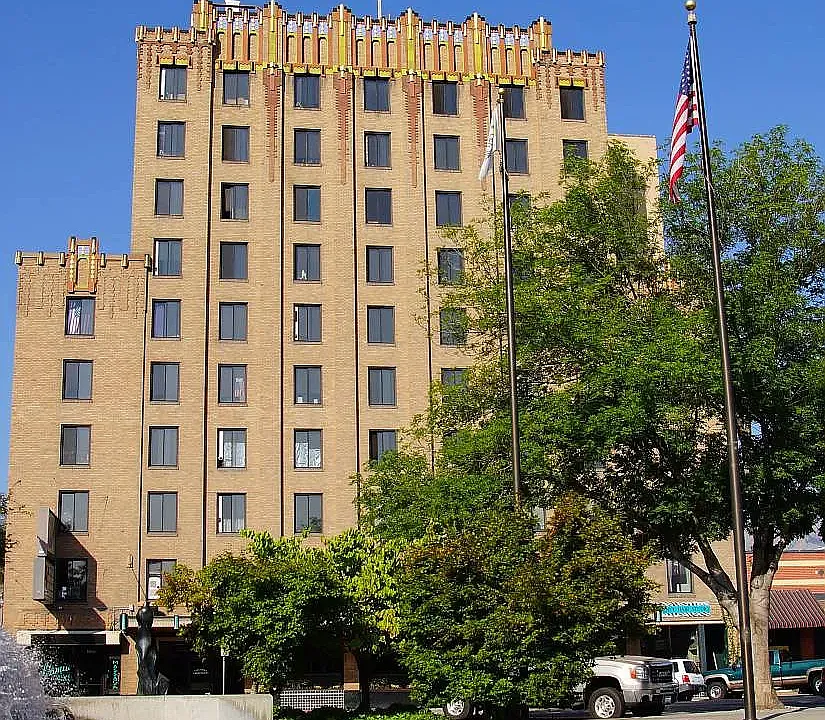 Cascadian Apartments