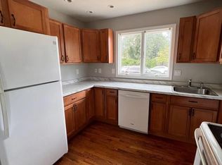 816 Highview Ave, Westbury, NY 11590