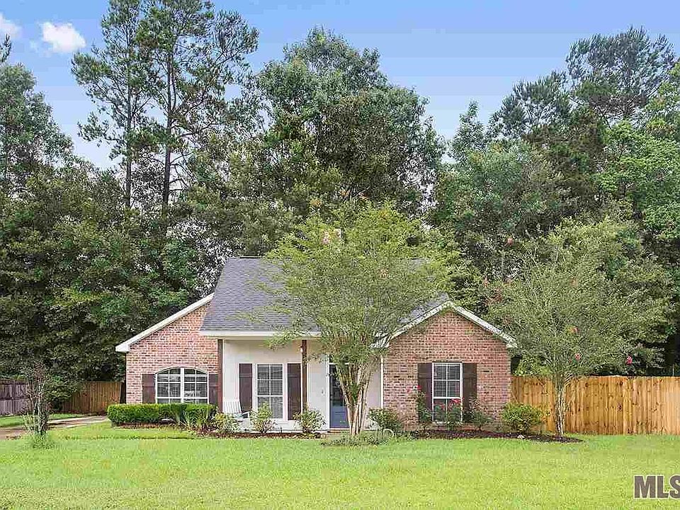 1st image of 32544 Cedar Ct