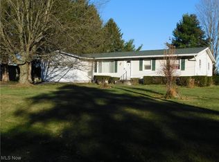 3351 Crestview Dr, Wooster, OH 44691