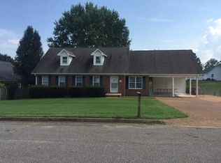 64 Ash St, Lexington, TN 38351