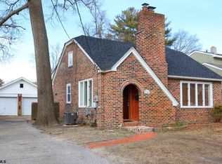 152 Pennsylvania Ave, Absecon, NJ 08201