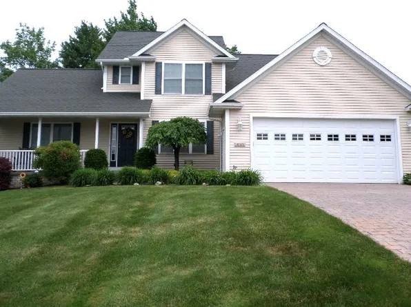 4163 Blueberry Dr, Erie, PA 16510