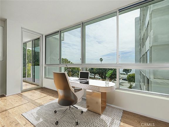 4th image of 17352 W Sunset Blvd