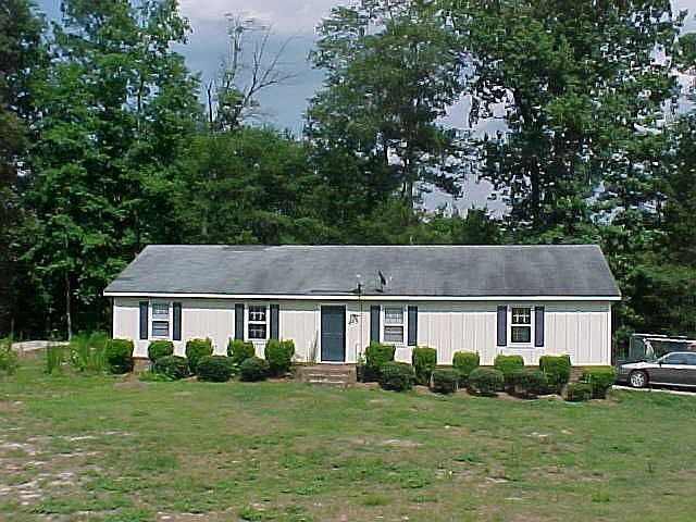 1st image of 106 Lakeside Dr