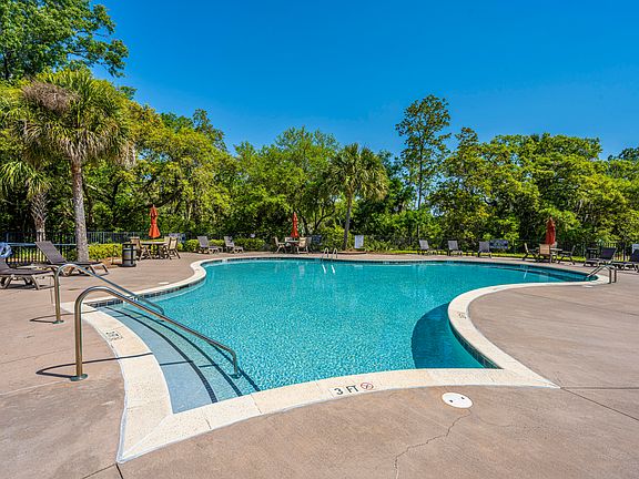5th image of 200 River Landing Dr Unit 307F