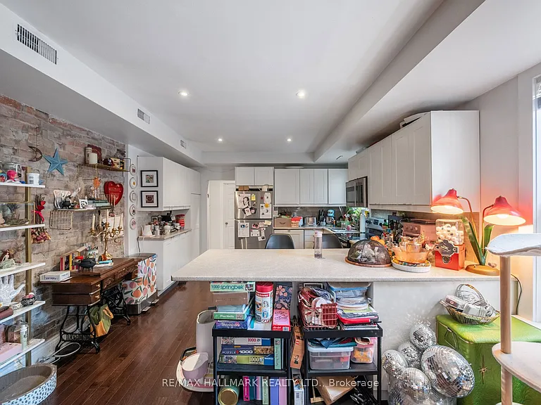 269 Danforth Ave #3 — Photo 18