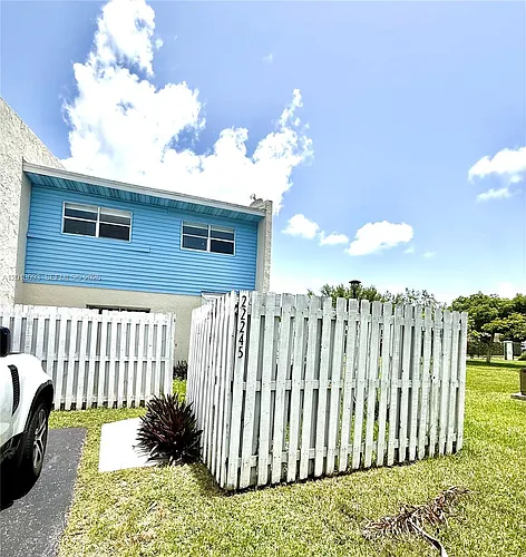 22245 SW 103rd Ave #22245 Photo 1 22245 SW 103rd Ave #22245 Photo 1