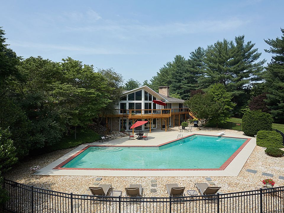 11208 Sorrel Ridge Ln, Oakton, VA 22124 Zillow