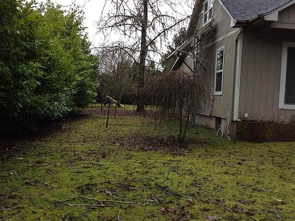 2nd image of 267 N Settlemier Ave