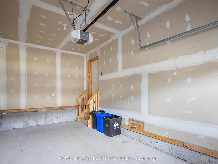 529 Enclave Ln — Photo 6
