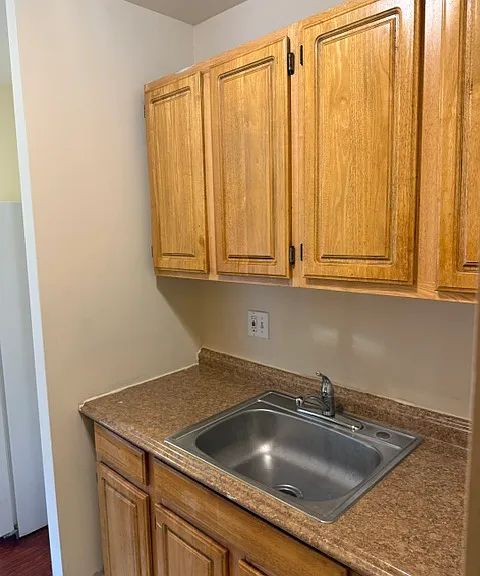 5607 The Alameda #C — Photo 1
