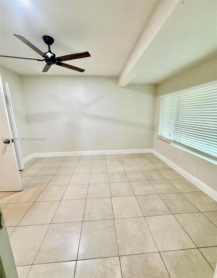 South Hollywood Amd Plat — Photo 4