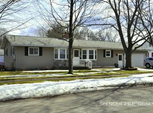 206 N Bower St, Greenville, MI 48838
