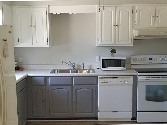 5th image of 1710-12 W 96th Ave