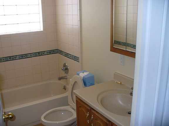 5th image of 22712 Port St