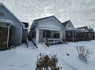 1713 Sycamore St, Terre Haute, IN 47807