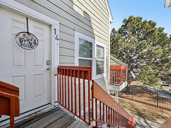 5th image of 982 S Dearborn Way #14
